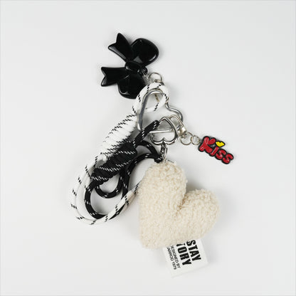 KISS LOVE PLUSH CHARM
