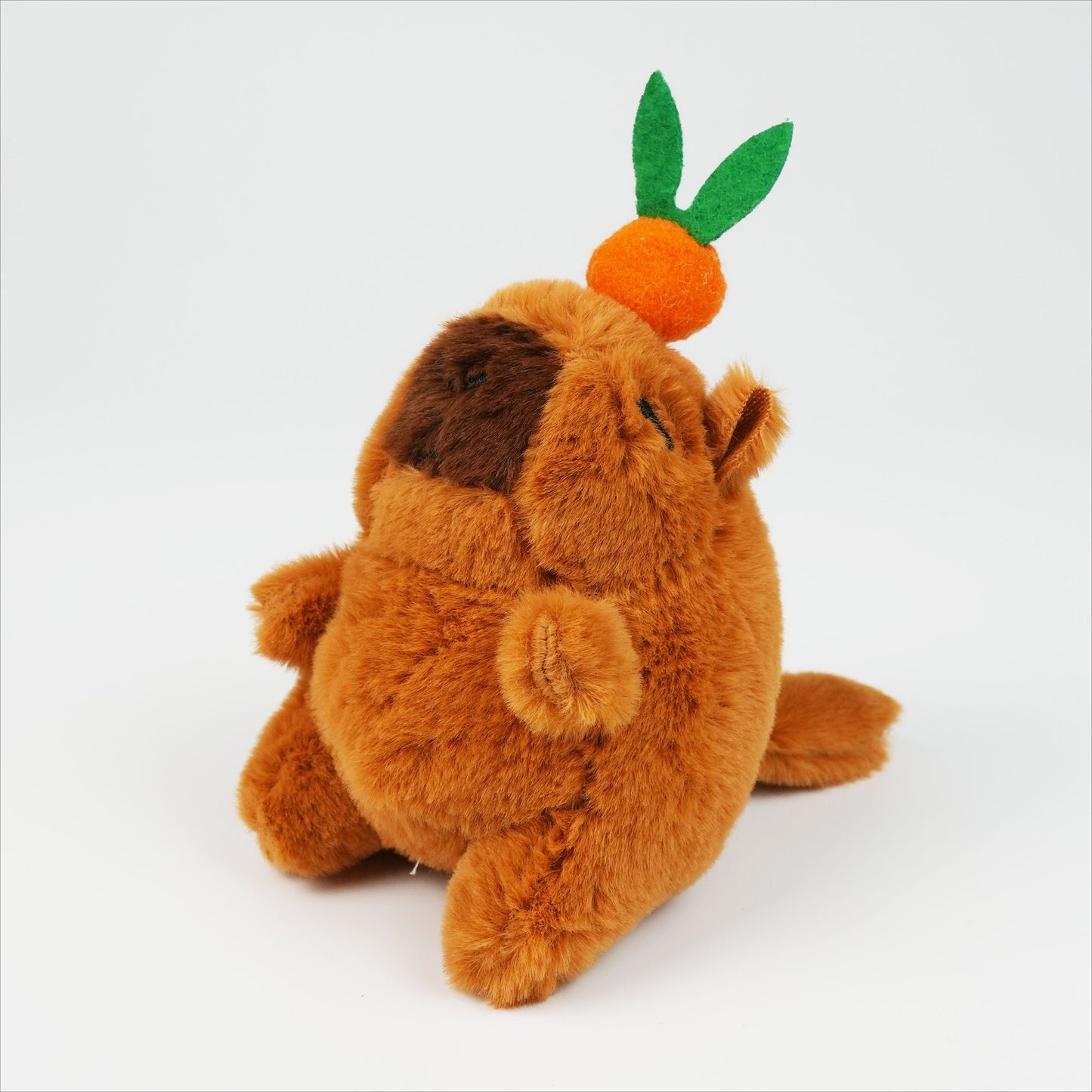 SPINNING TAIL CAPYBARA CHARM