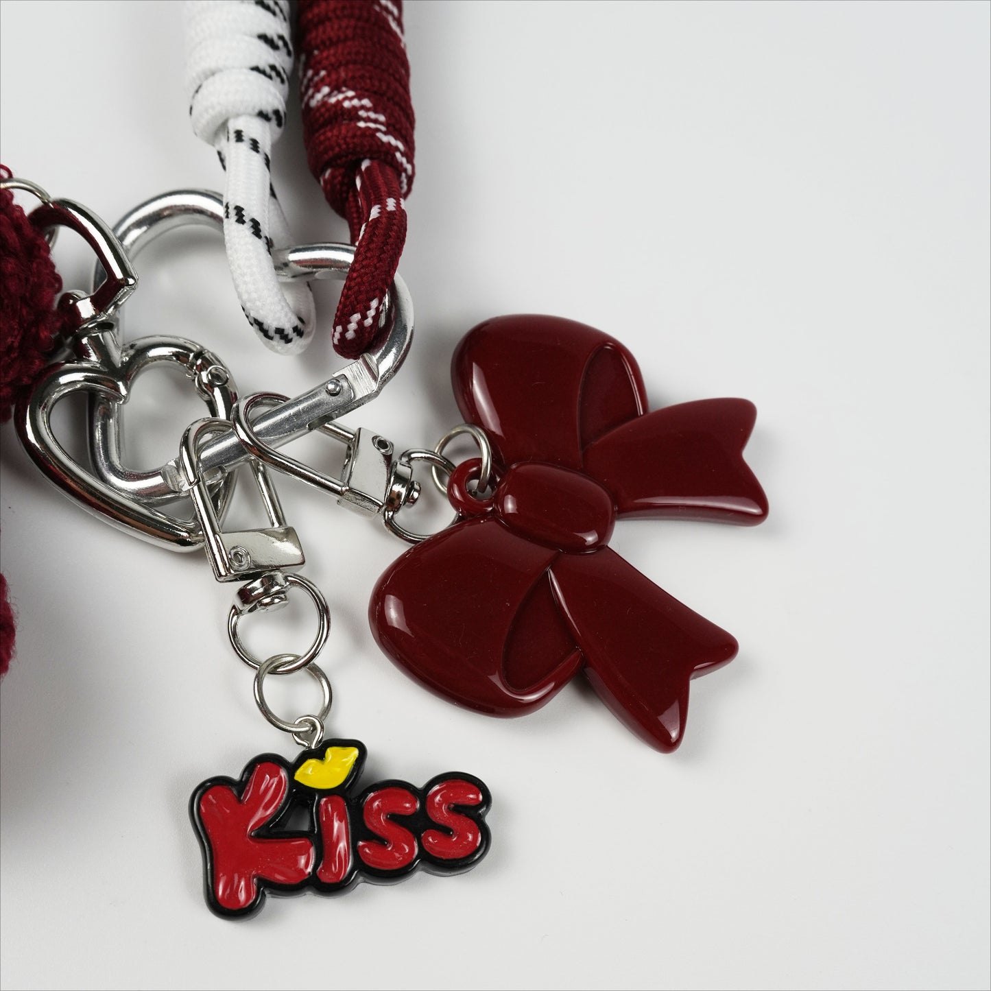 KISS LOVE PLUSH CHARM
